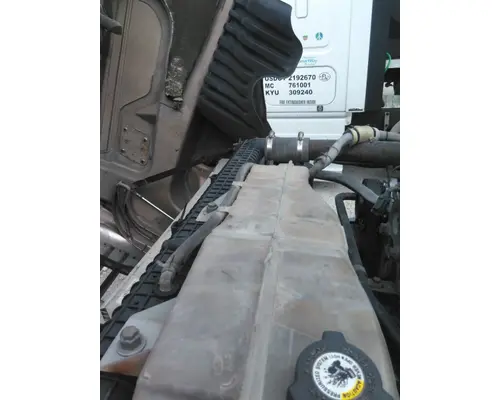 FREIGHTLINER CASCADIA 125 RADIATOR OVERFLOW TANK
