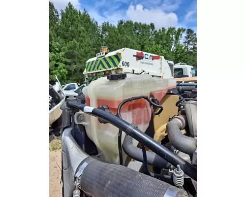 FREIGHTLINER CASCADIA 125 RADIATOR OVERFLOW TANK