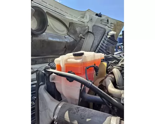 FREIGHTLINER CASCADIA 125 RADIATOR OVERFLOW TANK