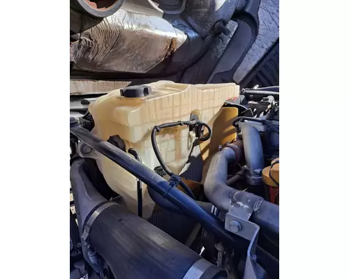 FREIGHTLINER CASCADIA 125 RADIATOR OVERFLOW TANK