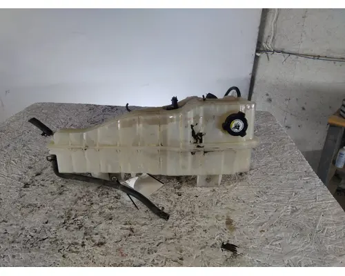 FREIGHTLINER CASCADIA 125 RADIATOR OVERFLOW TANK