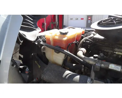 FREIGHTLINER CASCADIA 125 RADIATOR OVERFLOW TANK