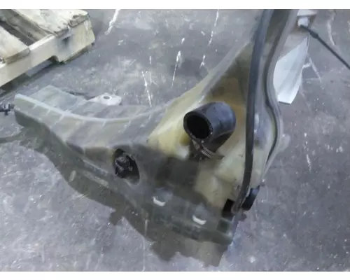 FREIGHTLINER CASCADIA 125 RADIATOR OVERFLOW TANK