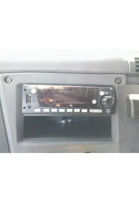 FREIGHTLINER CASCADIA 125 RADIO AM/FM/BLUETOOTH