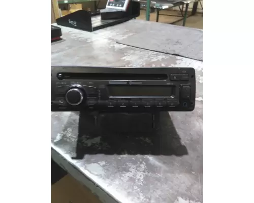 FREIGHTLINER CASCADIA 125 RADIO AMFMBLUETOOTH