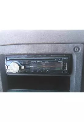 FREIGHTLINER CASCADIA 125 RADIO AM/FM/CD