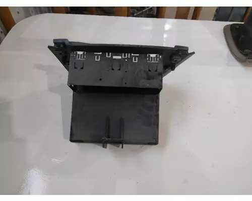 FREIGHTLINER CASCADIA 125 RADIO AV EQUIPMENT