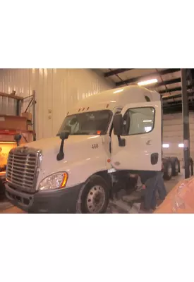 FREIGHTLINER CASCADIA 125 Radiator