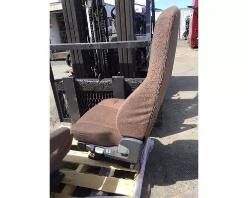 FREIGHTLINER CASCADIA 125 SEAT, FRONT