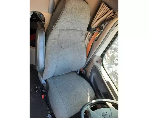 FREIGHTLINER CASCADIA 125 SEAT, FRONT