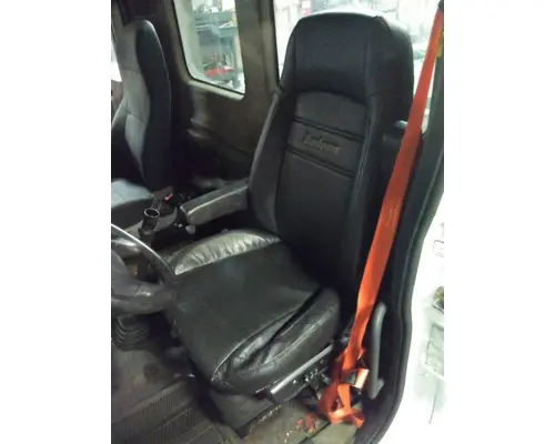 FREIGHTLINER CASCADIA 125 SEAT, FRONT