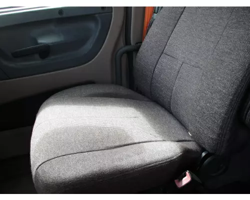 FREIGHTLINER CASCADIA 125 SEAT, FRONT