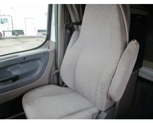 FREIGHTLINER CASCADIA 125 SEAT, FRONT