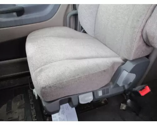 FREIGHTLINER CASCADIA 125 SEAT, FRONT