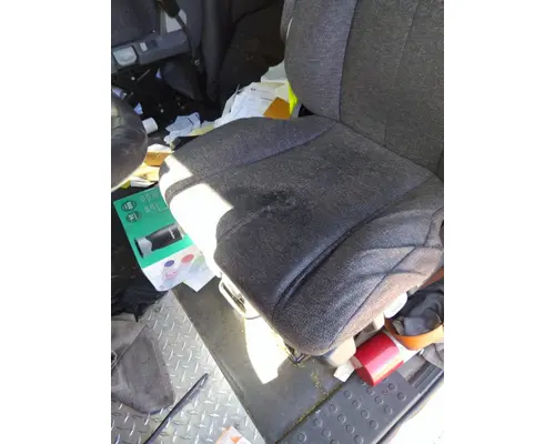 FREIGHTLINER CASCADIA 125 SEAT, FRONT
