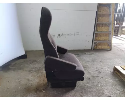 FREIGHTLINER CASCADIA 125 SEAT, FRONT
