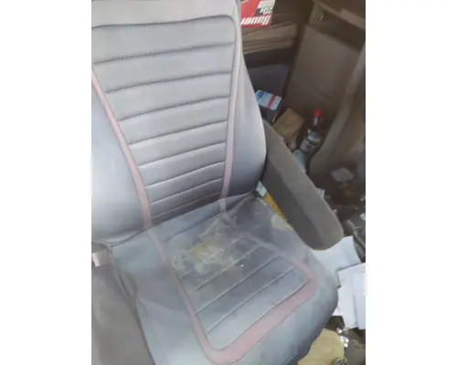 FREIGHTLINER CASCADIA 125 SEAT, FRONT