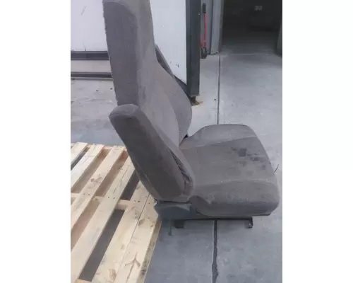 FREIGHTLINER CASCADIA 125 SEAT, FRONT