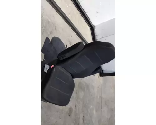 FREIGHTLINER CASCADIA 125 SEAT, FRONT