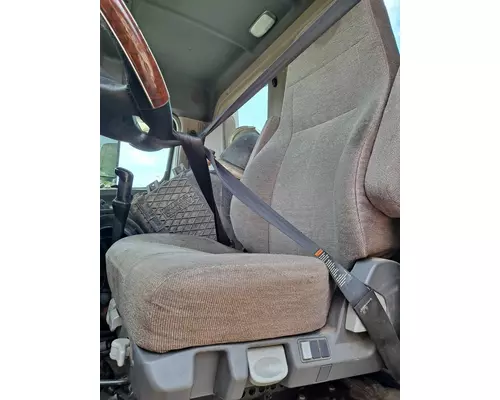 FREIGHTLINER CASCADIA 125 SEAT, FRONT