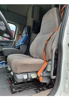 FREIGHTLINER CASCADIA 125 SEAT, FRONT