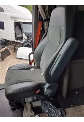 FREIGHTLINER CASCADIA 125 SEAT, FRONT