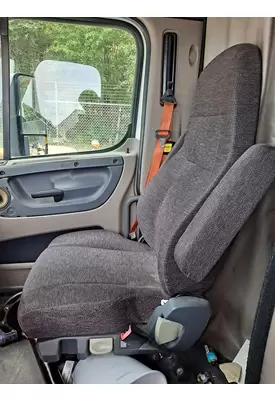 FREIGHTLINER CASCADIA 125 SEAT, FRONT