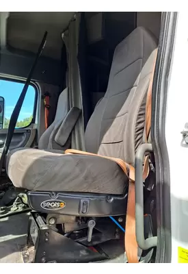 FREIGHTLINER CASCADIA 125 SEAT, FRONT