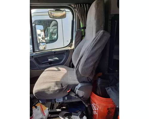 FREIGHTLINER CASCADIA 125 SEAT, FRONT