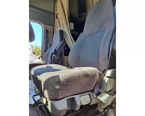 FREIGHTLINER CASCADIA 125 SEAT, FRONT