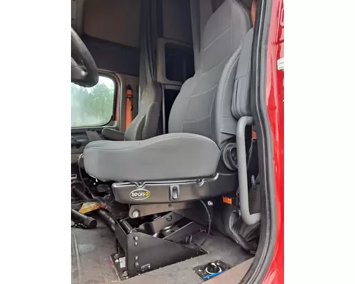 FREIGHTLINER CASCADIA 125 SEAT, FRONT