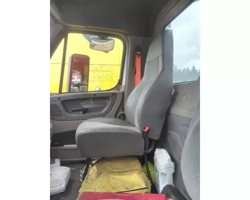FREIGHTLINER CASCADIA 125 SEAT, FRONT