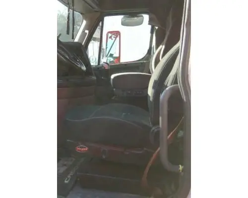 FREIGHTLINER CASCADIA 125 SEAT, FRONT