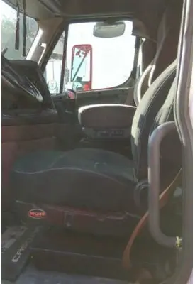 FREIGHTLINER CASCADIA 125 SEAT, FRONT