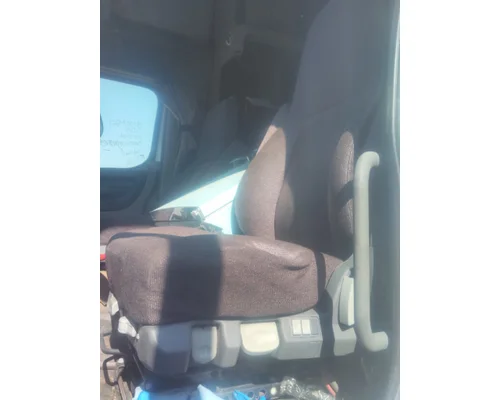 FREIGHTLINER CASCADIA 125 SEAT, FRONT
