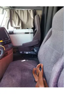 FREIGHTLINER CASCADIA 125 SEAT, FRONT