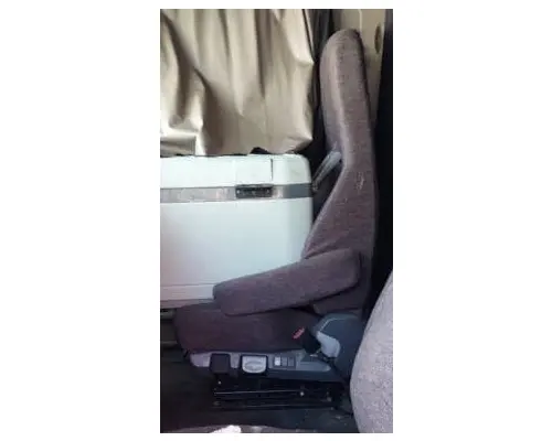 FREIGHTLINER CASCADIA 125 SEAT, FRONT