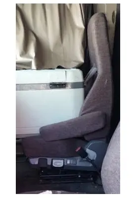 FREIGHTLINER CASCADIA 125 SEAT, FRONT