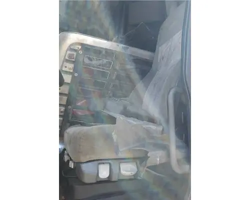 FREIGHTLINER CASCADIA 125 SEAT, FRONT