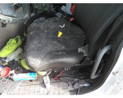 FREIGHTLINER CASCADIA 125 SEAT, FRONT