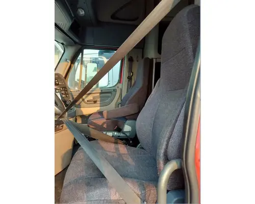 FREIGHTLINER CASCADIA 125 SEAT, FRONT