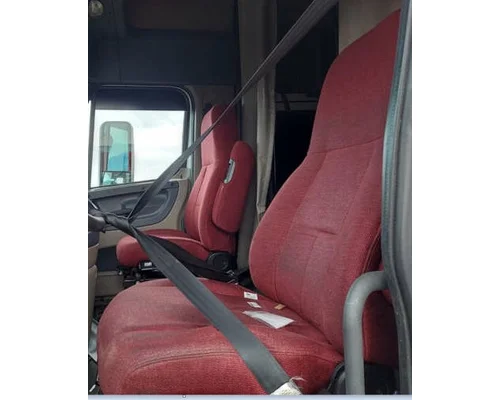 FREIGHTLINER CASCADIA 125 SEAT, FRONT