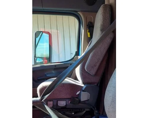 FREIGHTLINER CASCADIA 125 SEAT, FRONT