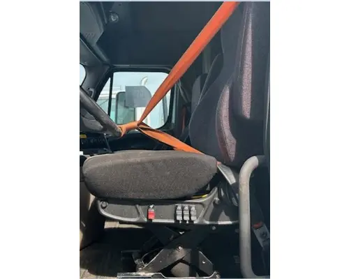 FREIGHTLINER CASCADIA 125 SEAT, FRONT