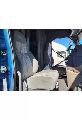 FREIGHTLINER CASCADIA 125 SEAT, FRONT