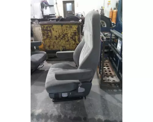 FREIGHTLINER CASCADIA 125 SEAT, FRONT