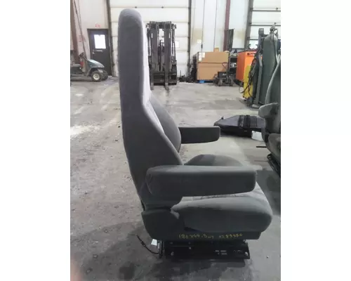 FREIGHTLINER CASCADIA 125 SEAT, FRONT