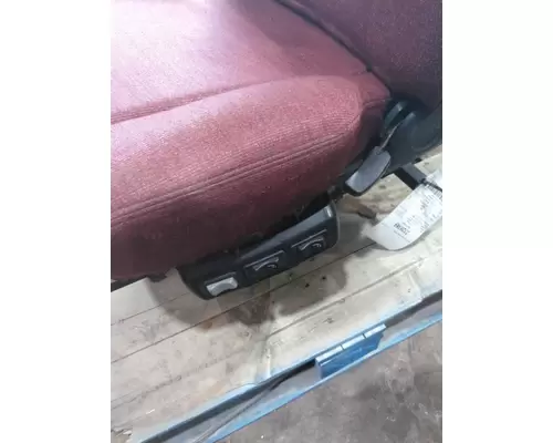 FREIGHTLINER CASCADIA 125 SEAT, FRONT