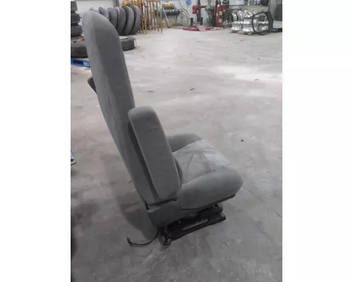 FREIGHTLINER CASCADIA 125 SEAT, FRONT