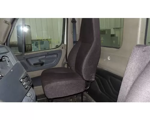 FREIGHTLINER CASCADIA 125 SEAT, FRONT